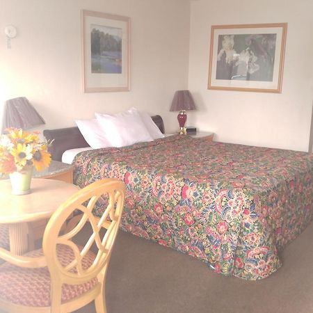 Parkway Inn Fresno Zewnętrze zdjęcie