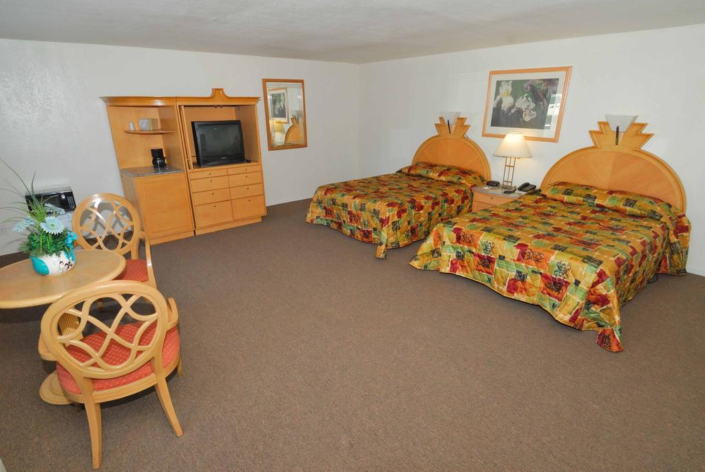 Parkway Inn Fresno Zewnętrze zdjęcie