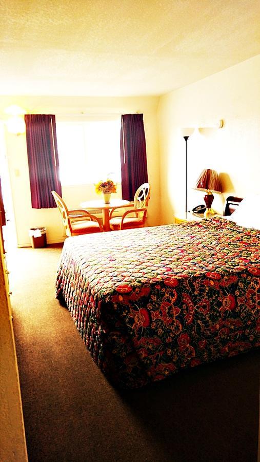 Parkway Inn Fresno Zewnętrze zdjęcie