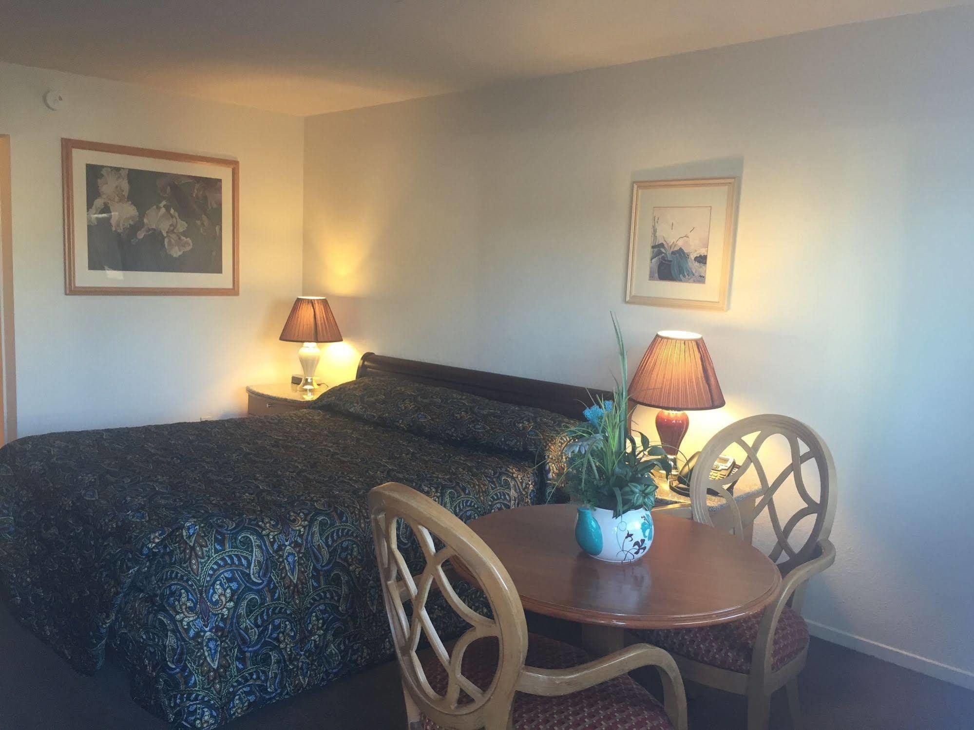 Parkway Inn Fresno Zewnętrze zdjęcie